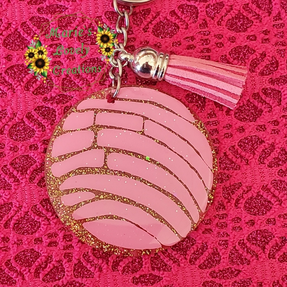 Concha Keychain